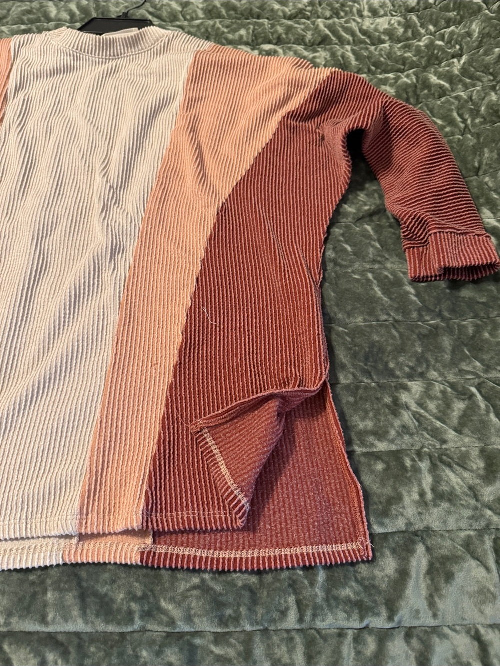 Colorblock Ribbed Long-Sleeve shirt- Beige & Rust - Picture 4 of 4